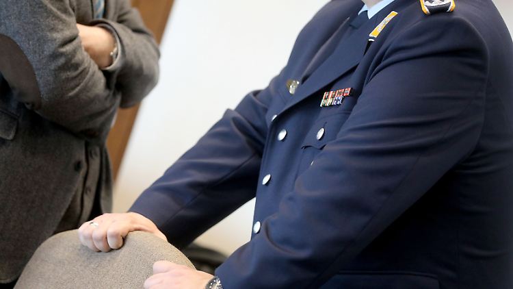 Die Staatsanwaltschaft forderte ein Jahr Haft auf Bewährung sowie eine Geldstrafe.