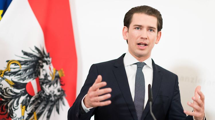 Österreichs Kanzler Sebastian Kurz lässt derzeit überprüfen, ob die "Identitäre Bewegung Österreich" als terroristische Vereinigung einzustufen ist.