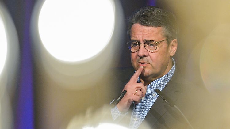 Der frühere Bundesaußenminister Sigmar Gabriel hat ein Bundestagsmandat und künftig auch einen Beraterjob.