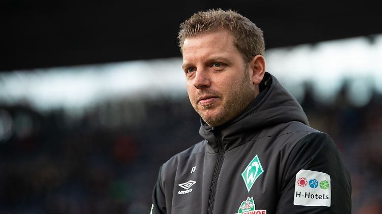 Florian Kohfeldt steht steht seit 2017 als Cheftrainer im Weserstadion an der Seitenlinie.