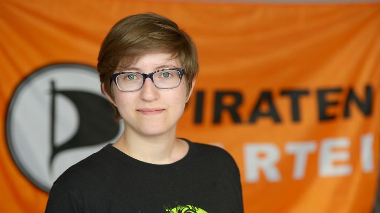 Julia Reda wollte nicht mehr länger Mitglied der Piratenpartei sein. Grund dafür sind die Belästigungsvorwürfe gegen ihren einstigen Büroleiter.