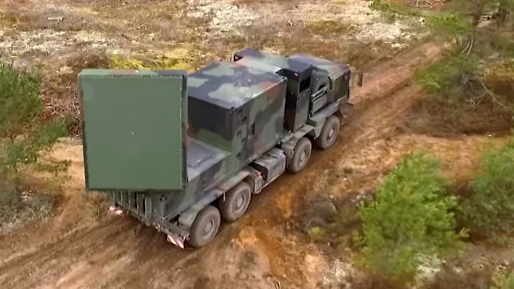 Artillerie-Ortungsradargerät Cobra