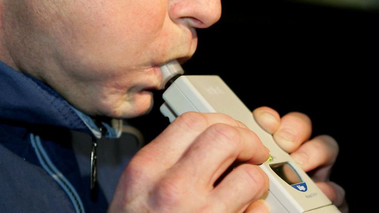 Kalter Atem könnte das Atemalkoholmessgerät irritieren.