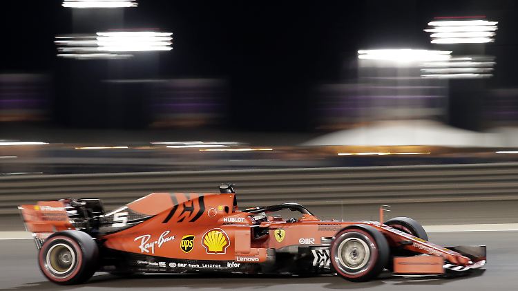 "Es gibt Gründe zu glauben, dass wir hier stärker sind", meint Sebastian Vettel zur Ferrari-Dominanz in Bahrain.
