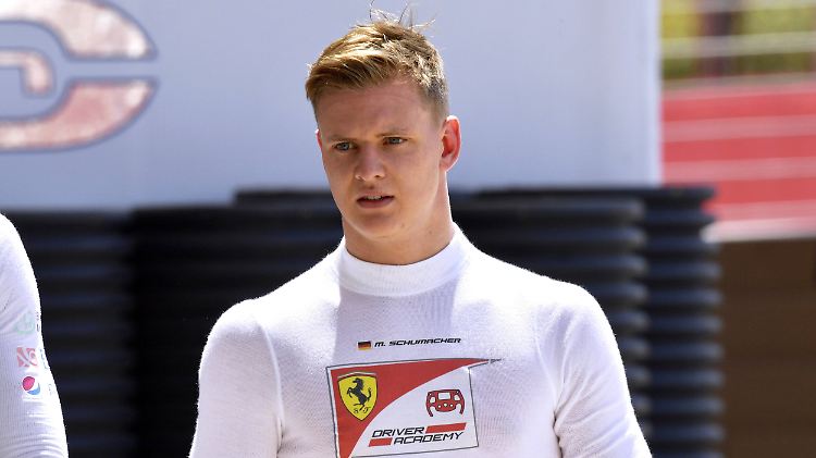Mick Schumacher kann sein erstes Rennen in der Formel 2 als Erfolg verbuchen.