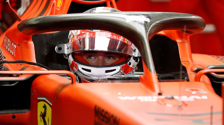 Charles Leclerc startet zum ersten Mal von der Pole Position.