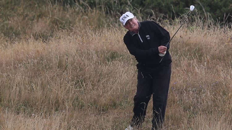 Verbringt seine Freizeit gerne auf dem Golfplatz - Donald Trump.