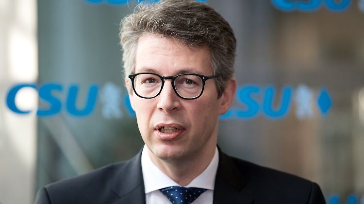 CSU-Generalsekretär Markus Blume will keine Rechtsextremisten in seiner Partei haben.