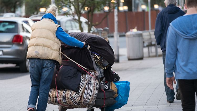 Einer der Hauptgründe von Wohnungslosigkeit ist die Knappheit bei bezahlbarem Wohnraum.