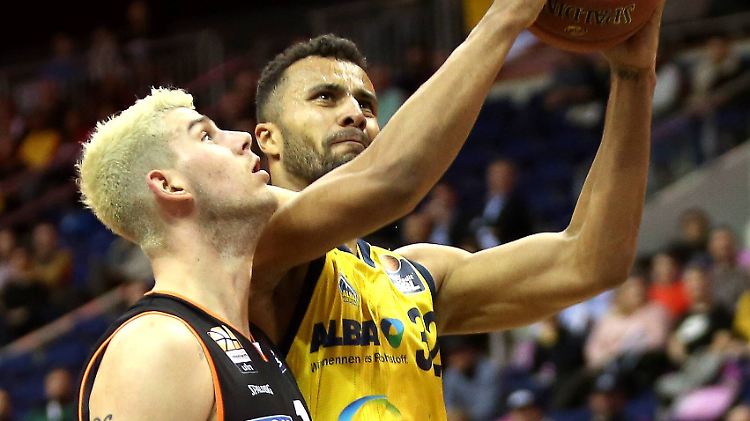 Nationalspieler Johannes Thiemann war mit 16 Punkten bester Werfer.