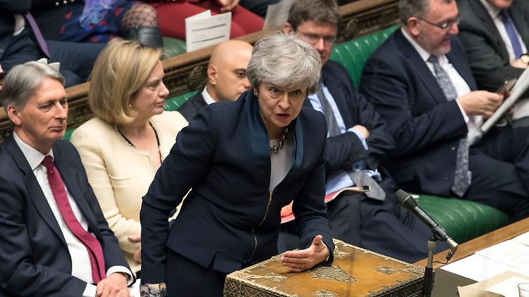 Theresa May im britischen Unterhaus.  