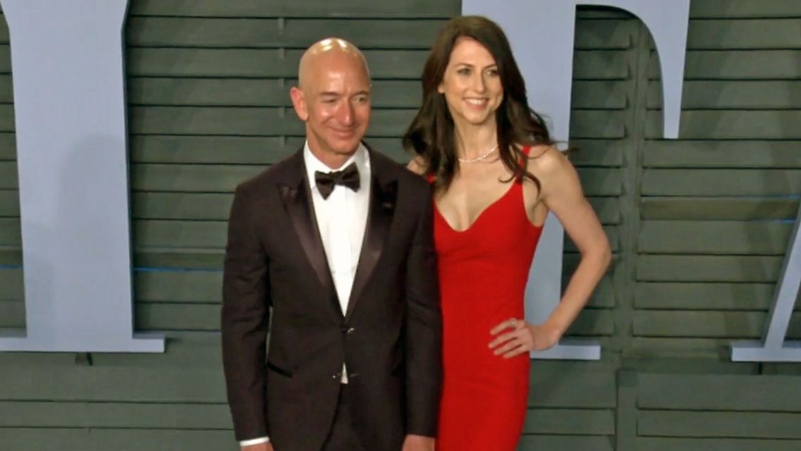 JeffMackenzieBezos.jpg