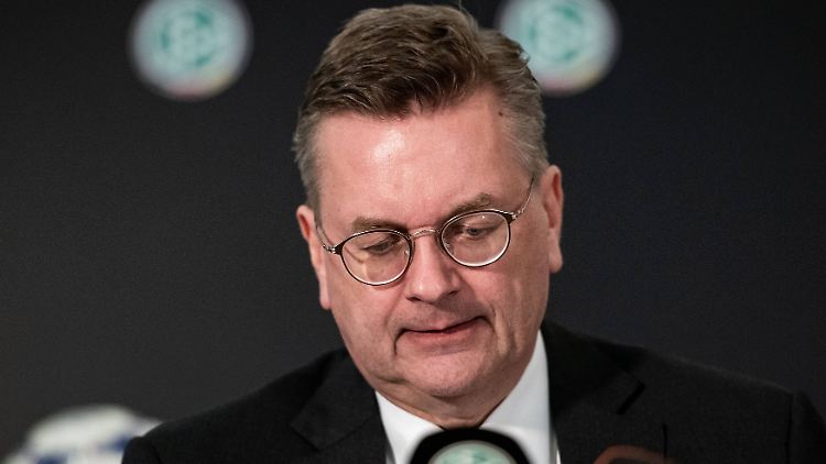 Reinhard Grindel muss Ermittlungen der Staatsanwaltschaft fürchten.