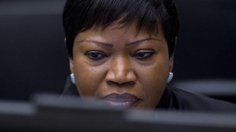 Chefanklägerin Fatou Bensouda will ihre Arbeit unbeirrt fortsetzen.