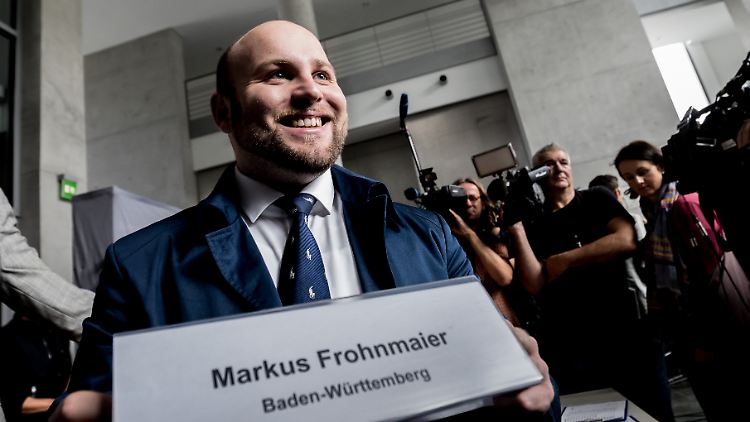 Markus Frohnmaier vertritt im Bundestag den Wahlkreis Böblingen.