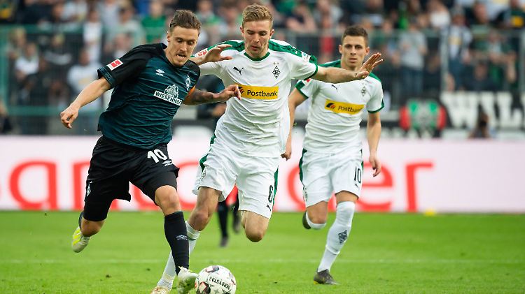 Max Kruse, Matthias Ginter, Thorgan Hazard (v.l.): Am Ende konnte sich keiner durchsetzen. Weder Werder-Topscorer Kruse, noch Gladbachs neunfacher Torschütze Hazard konnten heute eine Torbeteiligung verbuchen.