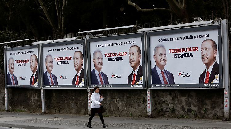 "Danke Istanbul", heißt es auf Plakaten der AKP.
