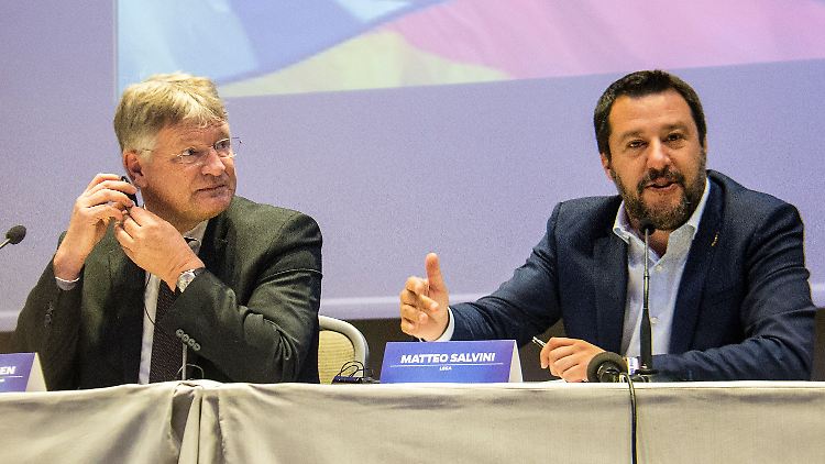Jörg Meuthen (links) und Matteo Salvini stellt die "Europäische Allianz der Menschen und Nationen" am Montag vor.