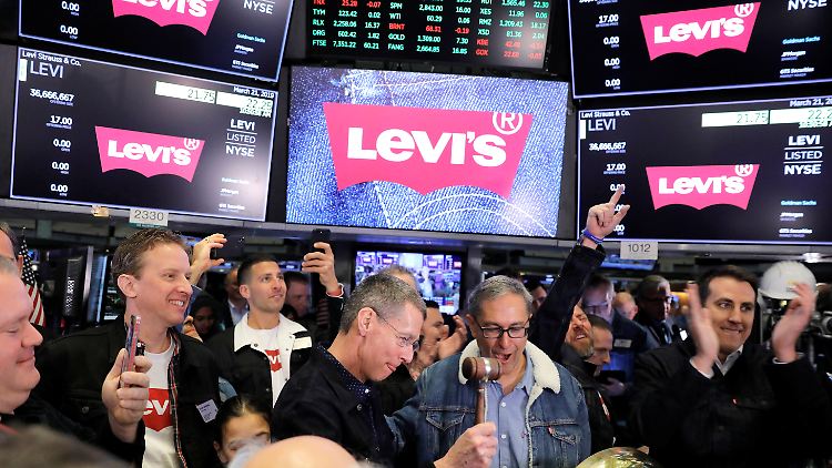 Börsenrückkehr geglückt - und gleich geliefert: Levi Strauss.
