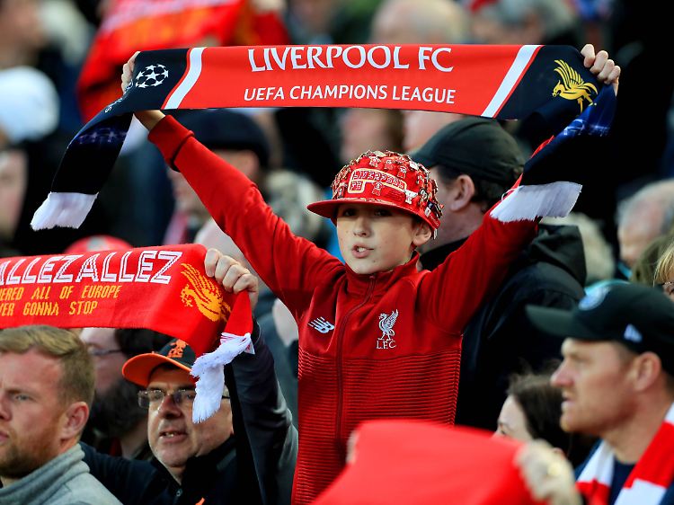 Als der FC Liverpool 1990 zum bisher letzten Mal die Fußballmeisterschaft in England gewann, war dieser Fan noch nicht auf der Welt.
