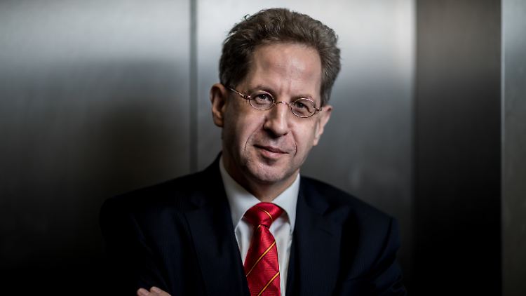Es bestehe nach wie vor ein großer Einwanderungsdruck nach Europa und Deutschland vom Mittleren Osten und von Afrika aus, sagt Ex-Verfassungsschutzpräsident Hans-Georg Maaßen. 