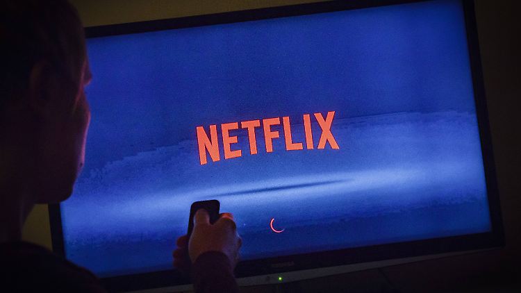 Im kommenden Monat müssen Netflix-Abonnenten etwas mehr für Filme und Serien zahlen.