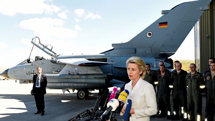 Berater im Verteidigungsministerium unter Ressortchefin Ursula von der Leyen haben einen dreistelligen Millionenbetrag gekostet.