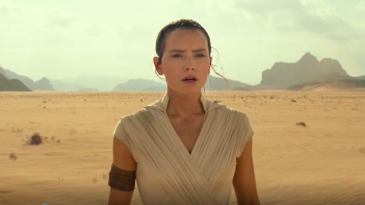 Ist Rey etwa doch mit Luke Skywalker verwandt?