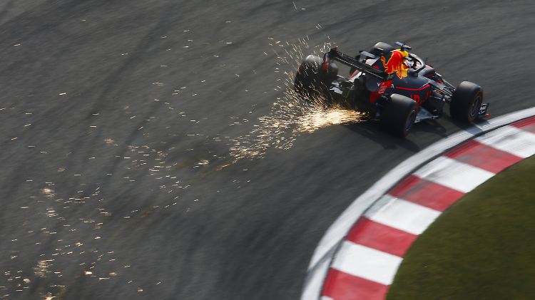 Die Funken flogen bei Verstappen nicht nur auf der Strecke, sondern auch im Teamfunk.