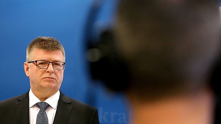"Beim IS kann ich keine Entwarnung geben", sagt Verfassungsschutzchef Haldenwang.