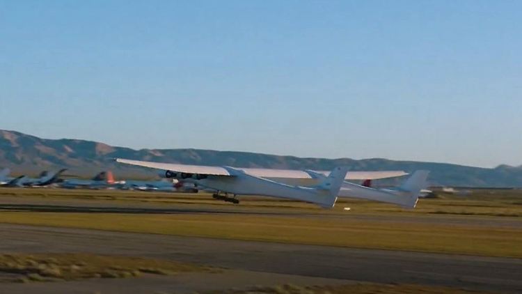 Stratolaunch.JPG