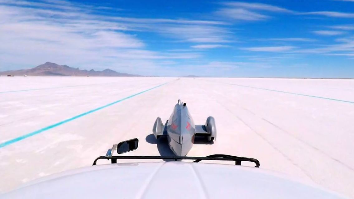 Streamliner Salzwüste Bonneville.JPG