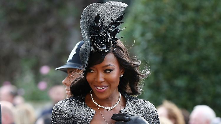 Naomi Campbell soll wieder Single sein.