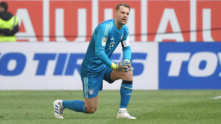 Die Wade spielt nicht mehr mit und zwingt Bayern-Keeper Manuel Neuer zu einer Zwangspause.