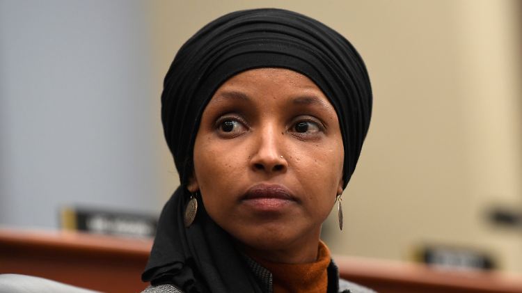Ilhan Omar sieht sich derzeit vielen Anfeindungen ausgesetzt.
