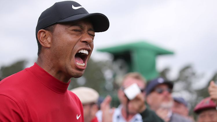 Er brülllt wieder: Tiger Woods gewinnt das legendäre Golf-Masters.