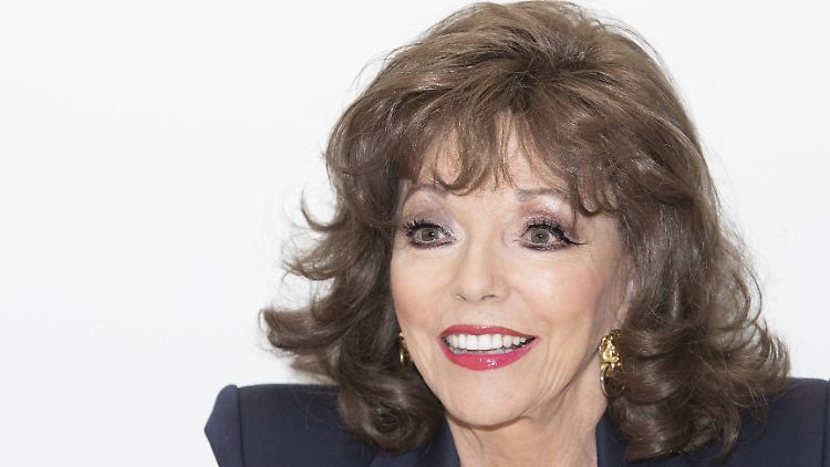 Kam mit einer Rauchvergiftung davon: Joan Collins.