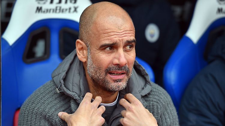 Guardiola stresst sich selbst: "Dieser Druck ist unglaublich", erklärte er am Sonntag. 