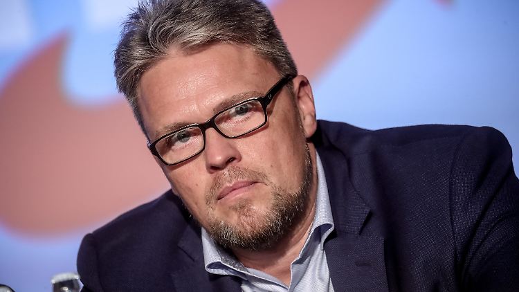 400.000 Euro Strafe: Der AfD-Europawahlkandidat Guildo Reil hätte die Spenden nicht annehmen dürfen, sagt die Bundestagsverwaltung.