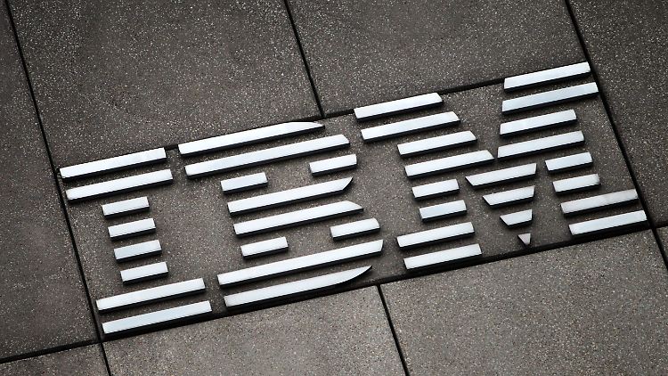 IBM: Umsatz und Gewinn gesunken.