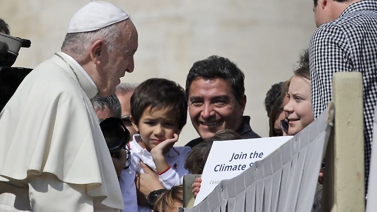 Die Klimaaktivistin Greta Thunberg hat eine klare Botschaft an Papst Franziskus.