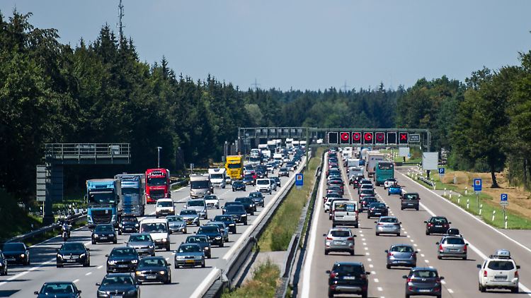 Die Autofahrt zu Ostern wird wieder mal teurer.
