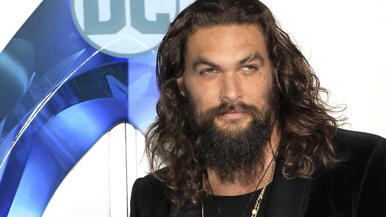 Das war mal - der Bart ist ab: Jason Momoa.