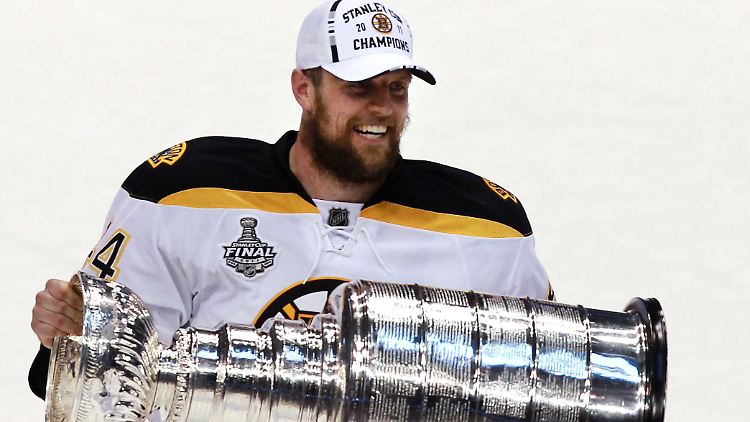 Dennis Seidenberg hat eine beeindruckende Karriere in der NHL hingelegt.