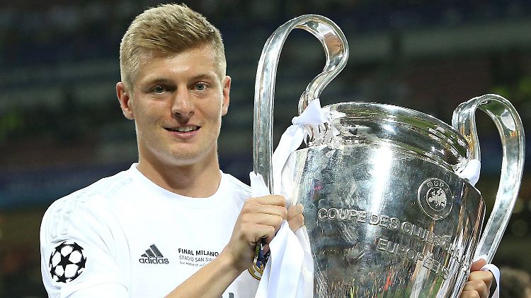 Toni Kroos und Real Madrid werden von ihrem Ausrüster fürstlich entlohnt.