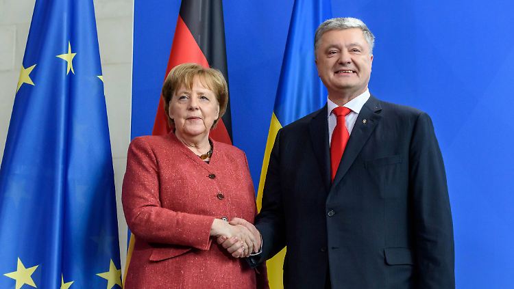 Vor wenigen Tagen traf Poroschenko Kanzlerin Angela Merkel im Berliner Kanzleramt.
