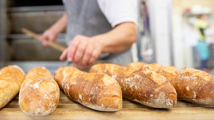 Ehrliche Arbeit mit wachsender Konkurrenz: Im Lebensmittelhandwerk bleiben auch aus Mangel an Bewerbern Ausbildungsstellen offen.
