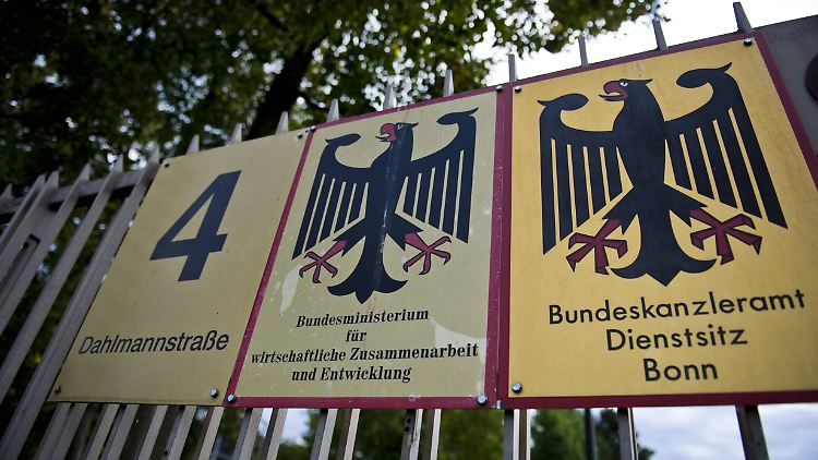 Viele Ministerien haben Mitarbeiter in Bonn und Berlin. In NRW will man die Garantien dafür fortschreiben. 