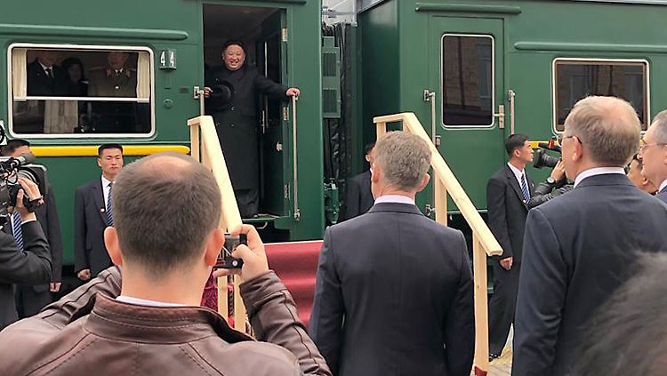 Machthaber Kim Jong Un wurde in der russischen Grenzstadt Chassan empfangen.
