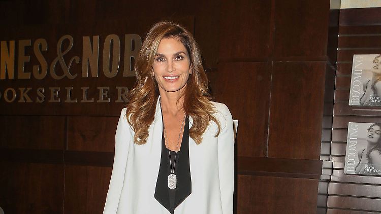 So schön wie eh und je: Cindy Crawford.
